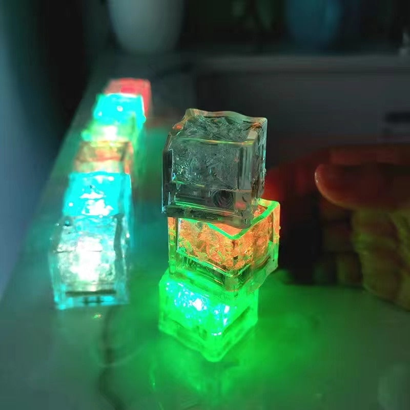 Brinquedo de banho de cubo de gelo LED