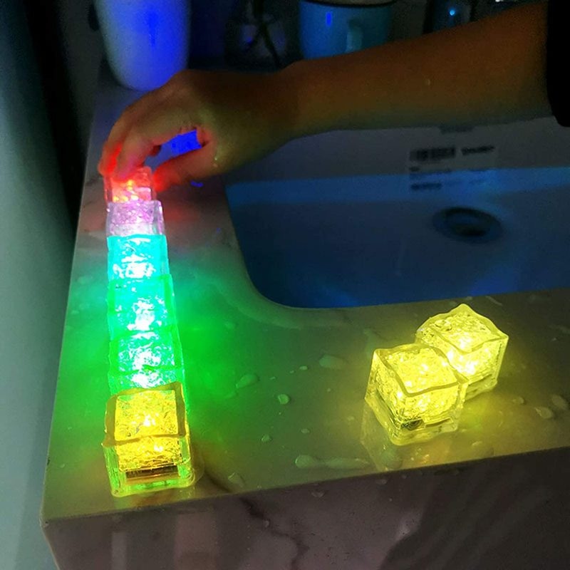 Brinquedo de banho de cubo de gelo LED